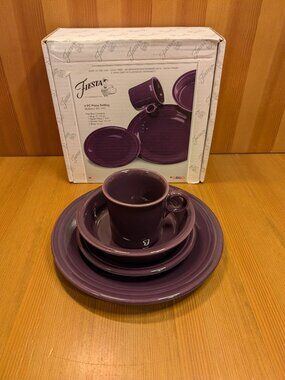 Fiesta Ware HLC 4-Piece Place Setting MULBERRY Purple Fiestaware Dinner Set USA